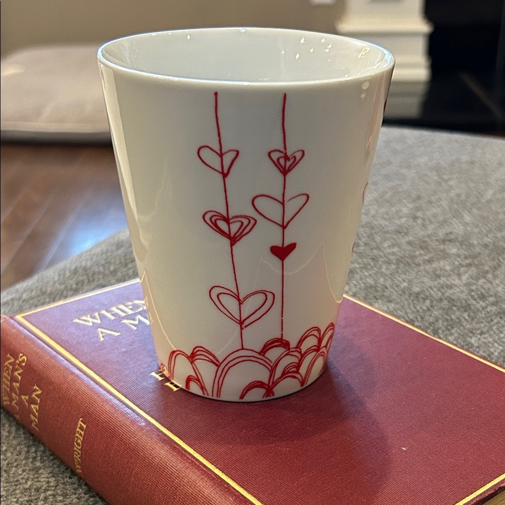 Starbucks 2014 Heartstrings coffee mug. Great condition. Good for Valentines! - Picture 2 of 5